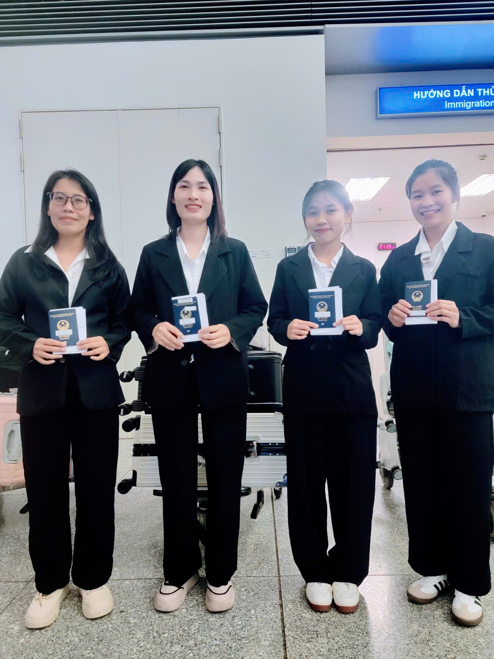 TIN VUI XUẤT CẢNH ĐOÀN TTS CƠM HỘP THÁNG 10.2025