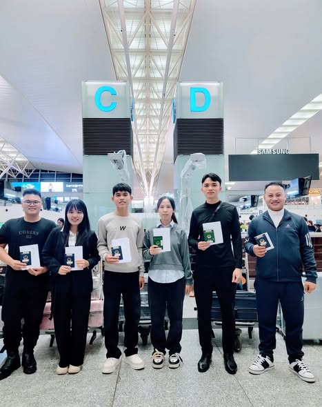 NHẬT KÝ TIỄN BAY NHÀ HÀNG LC THÁNG 11