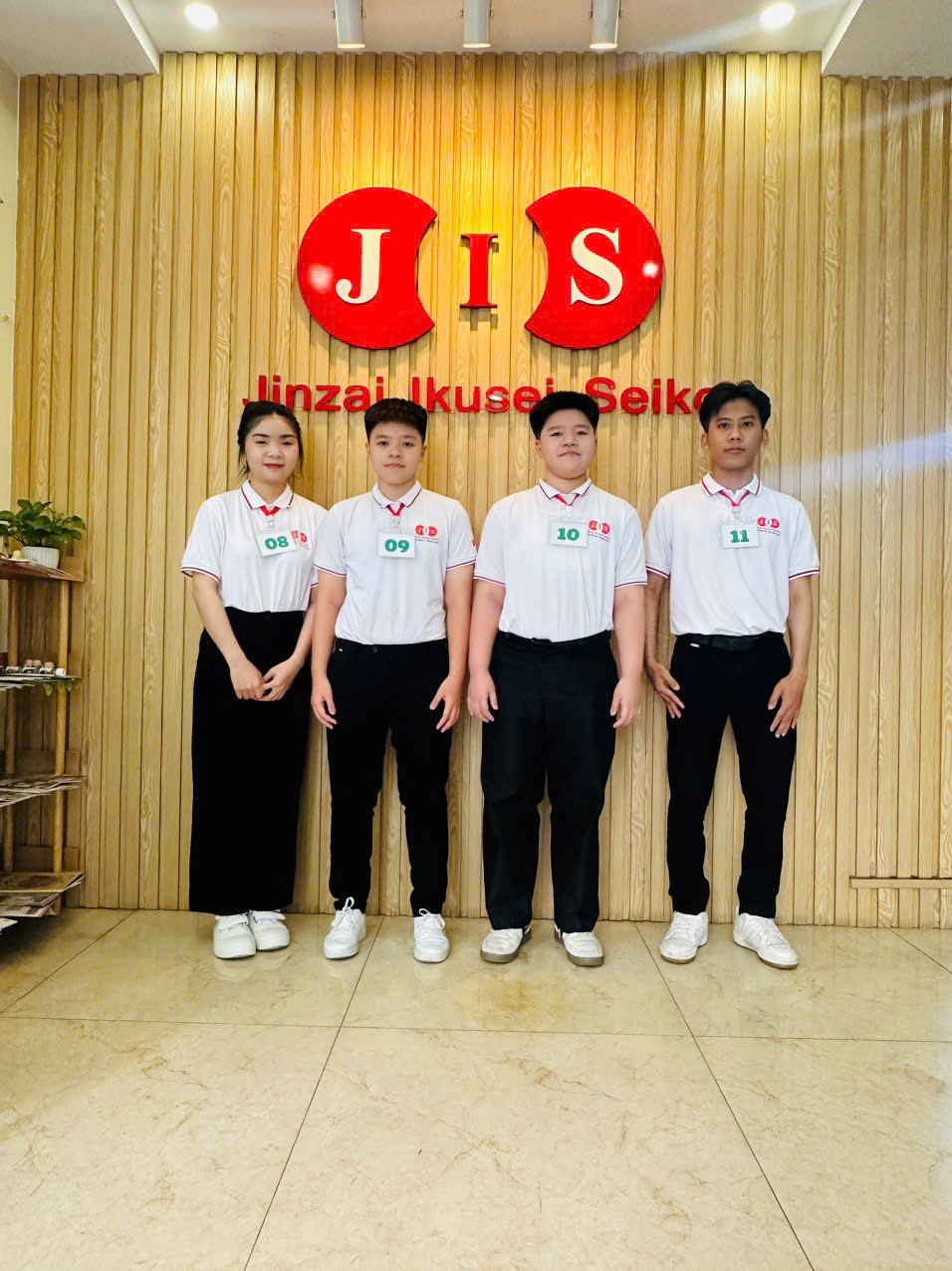 PHỎNG VẤN Đ.ẶC ĐỊNH NHÀ HÀNG HAMAYU