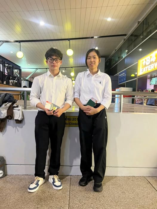 Tiễn đoàn bay TKT Nhà hàng OS – Đầu năm rộn ràng tin vui