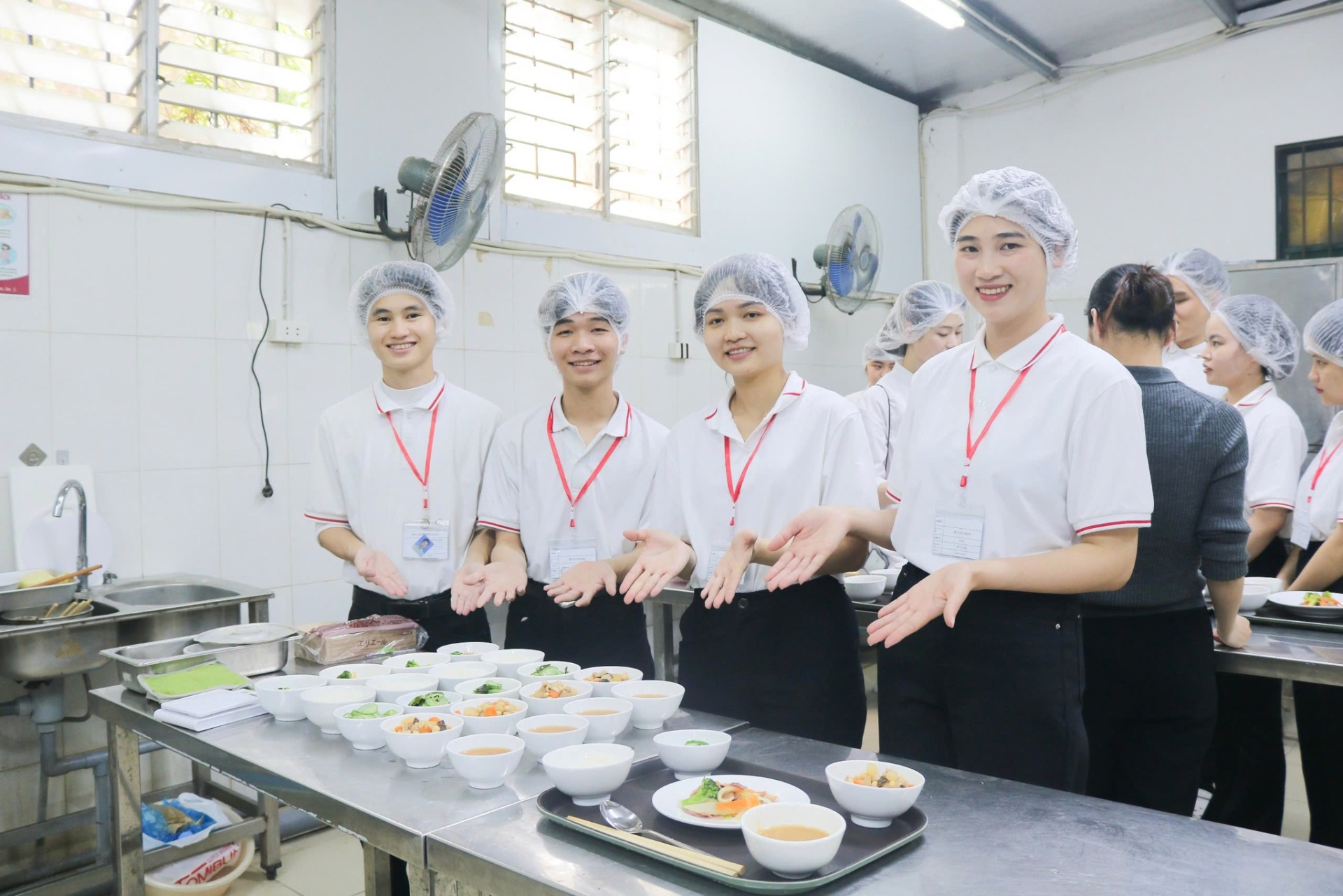 TOKUTEI NHÀ HÀNG – HỆ THỐNG BẾP VIỆN LC