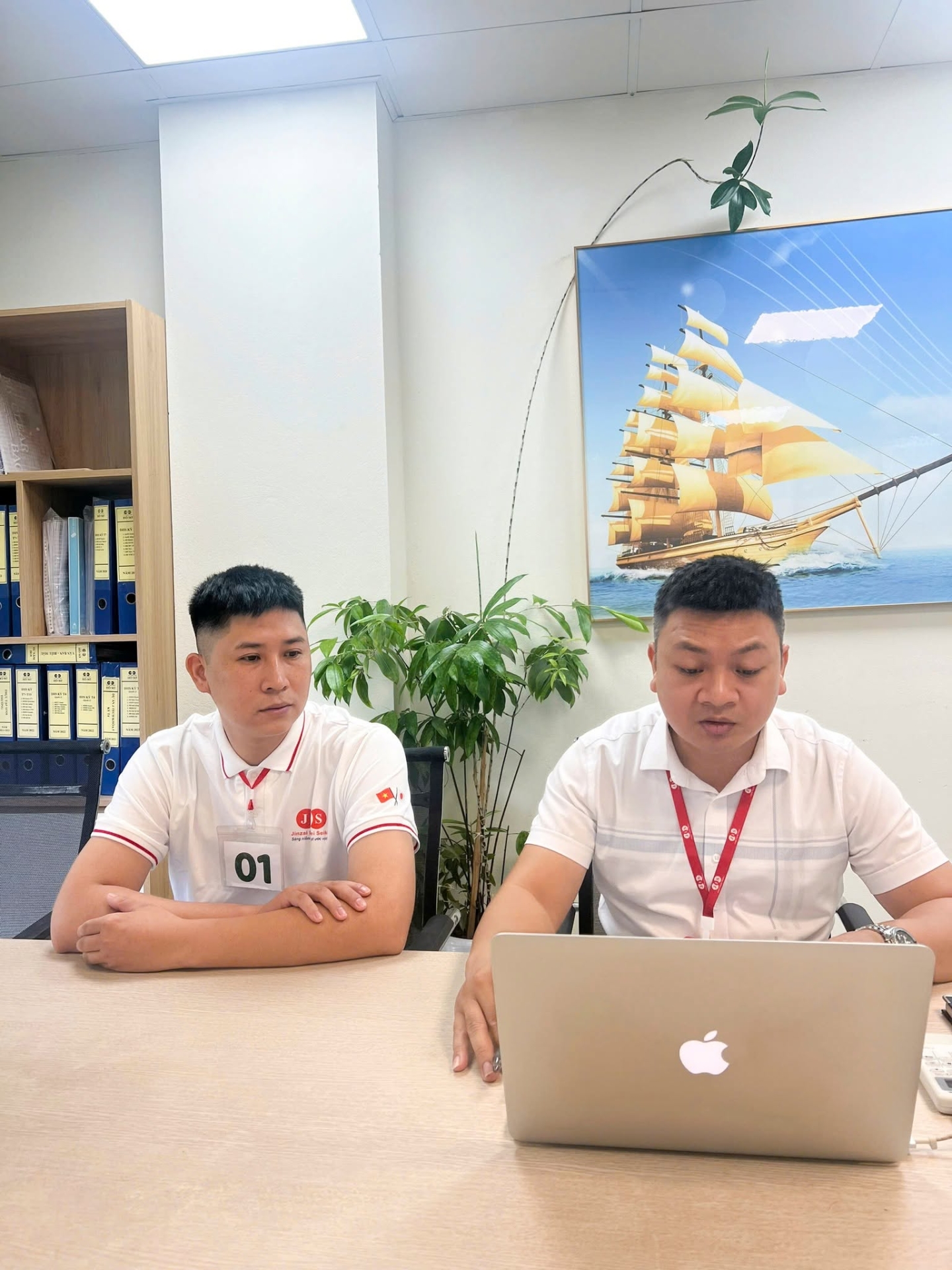 PHỎNG VẤN ĐẶC ĐỊNH LÁI XE CỨU HỘ NIIGATA